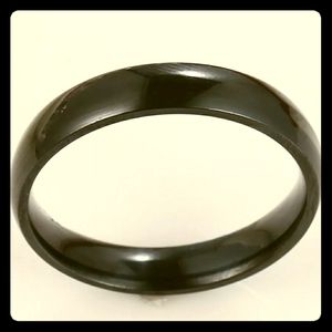 New Titanium wedding band